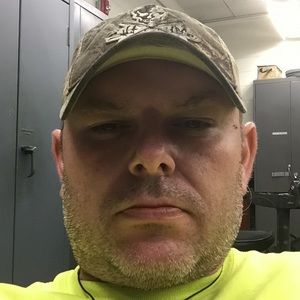 Meet your Posher, Adam